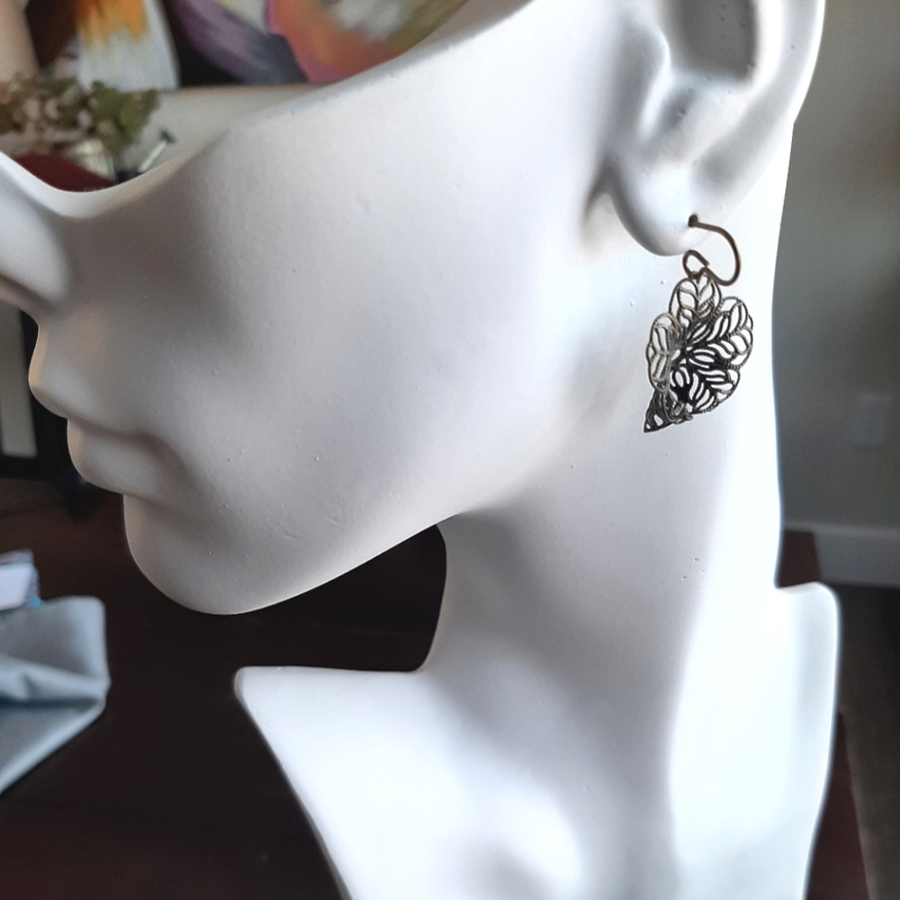 Elegant Copper style Filigree Earrings